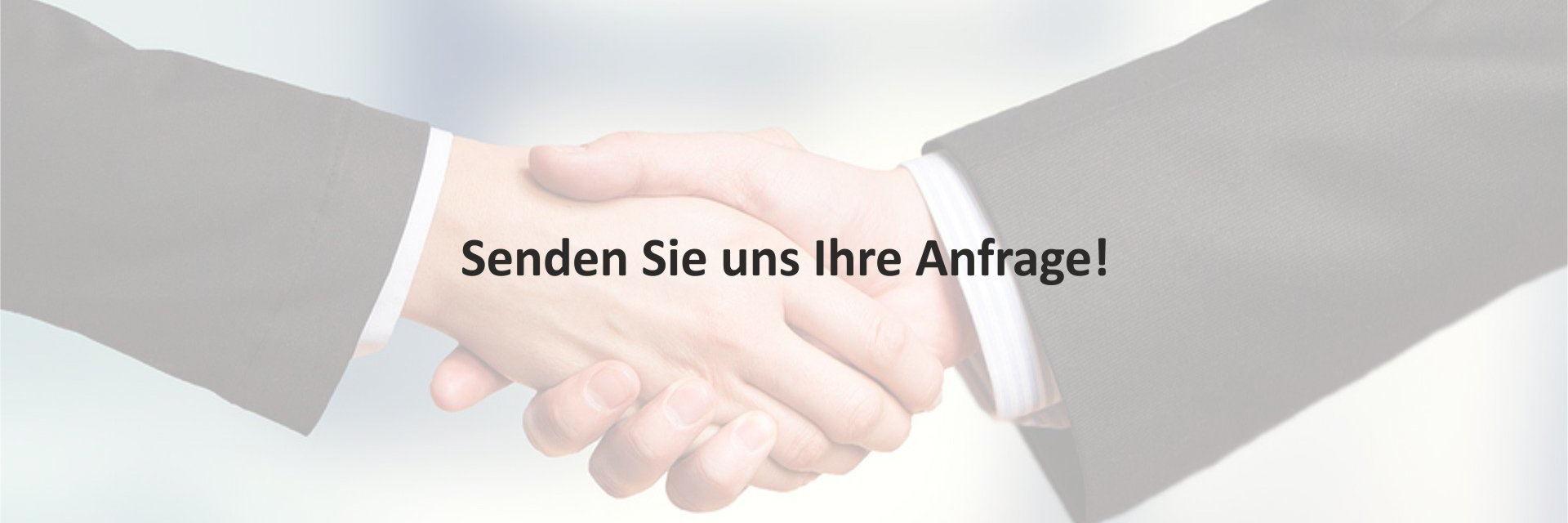 Zwei Menschen geben sich die Hand im Hintergrund, Text überlagert das Bild – Symbol für Zusammenarbeit und Kommunikation